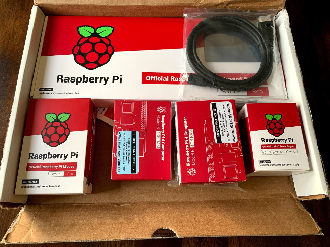 CanaKit&rsquo;s Raspberry Pi 4 Starter Kit and official accessories
